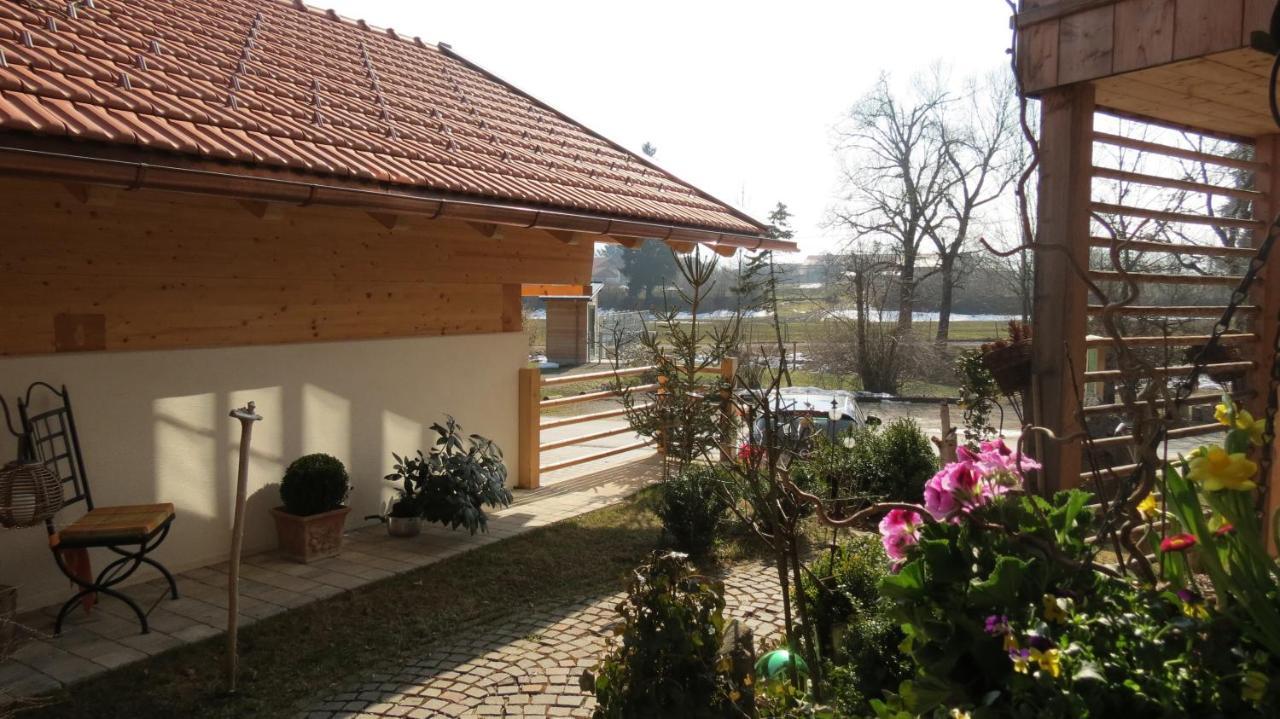 באד טולץ Landhaus Am Arzbach מראה חיצוני תמונה